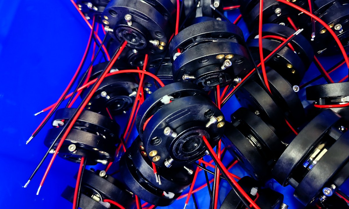 Combined Gas-Electric Slip Ring: Air and Power in One Rotating Interface