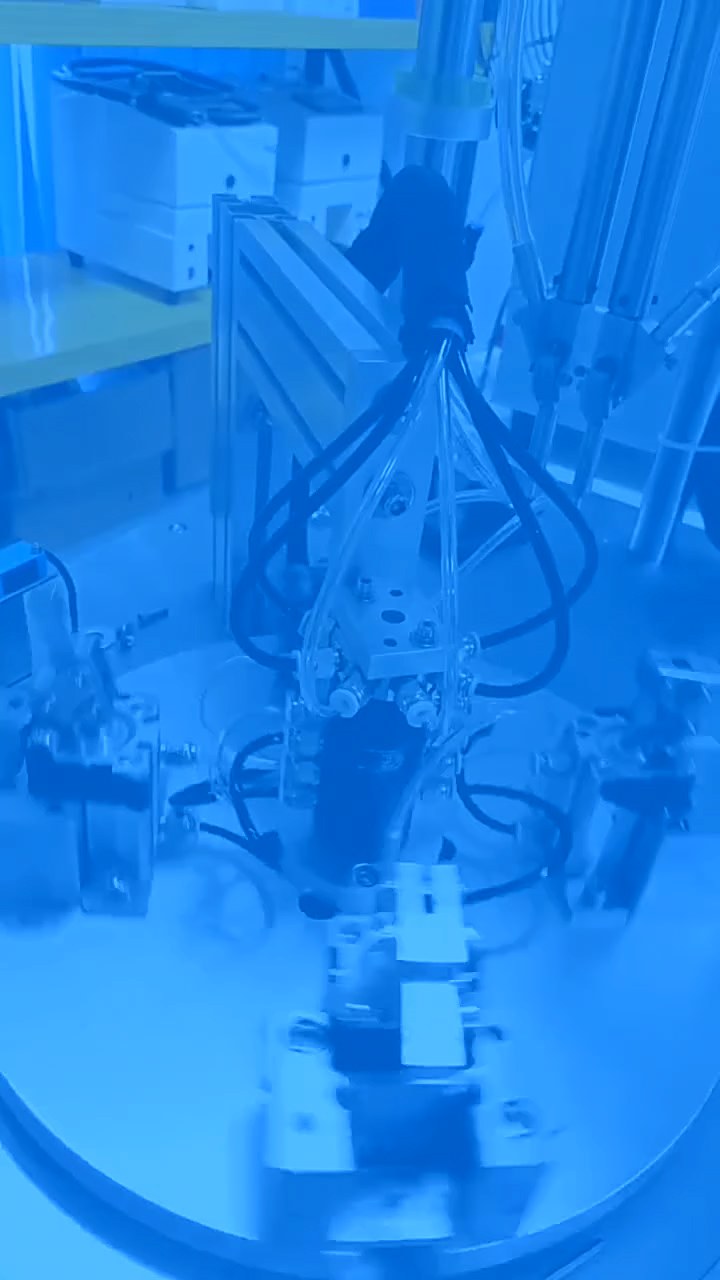 Slip ring working on a rotary platform
